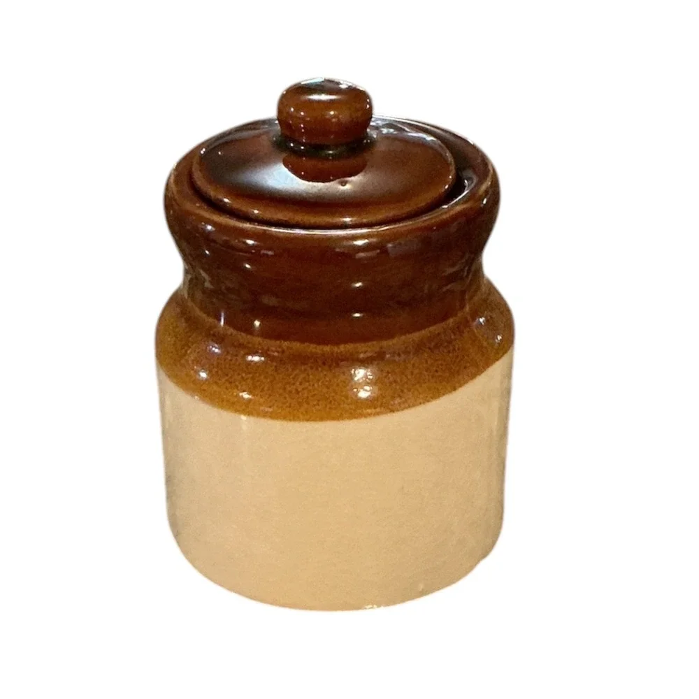 Vintage 1985 Merry Chris Mouse Stoneware Bean Pot Lidded Crock Brown Cream 4x2.5